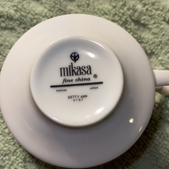 Mikasa fine china discontinued pattern “Betty Ann” - Picture 2 of 8